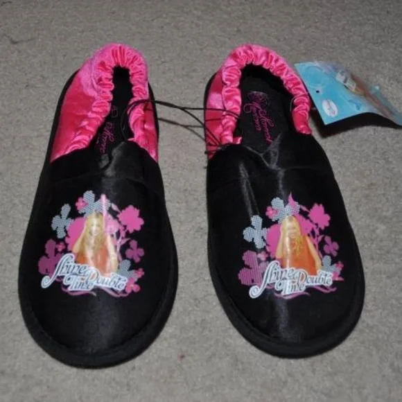 Toddler Girls Disney Hannah Montana Slippers 11/12 Black Pink Satiny Slip On