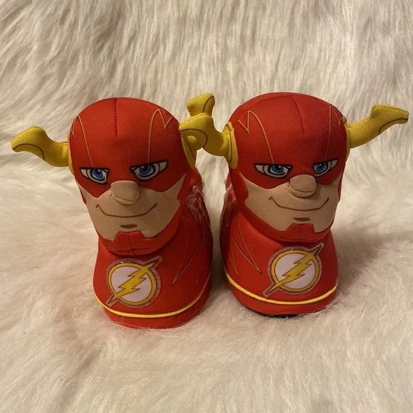 DC Flash Slippers Toddler Boy's Size 7-8 Red Light Up Slip On Shoes