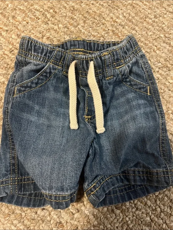 Old Navy Denim Pull-On Shorts with Cream Drawstring