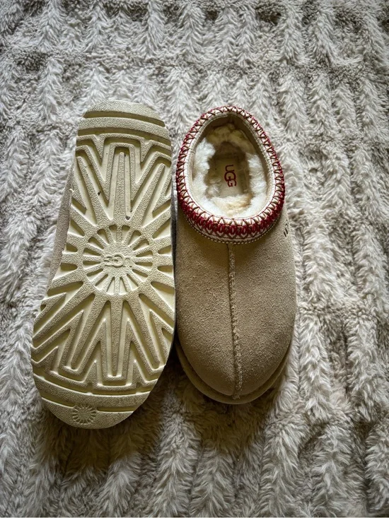 UGG Kids Tan Shearling Slip-On Slippers with Red Trim