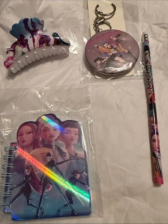 K-pop Character Party Gift Set - Purple Blue Holographic Accessories