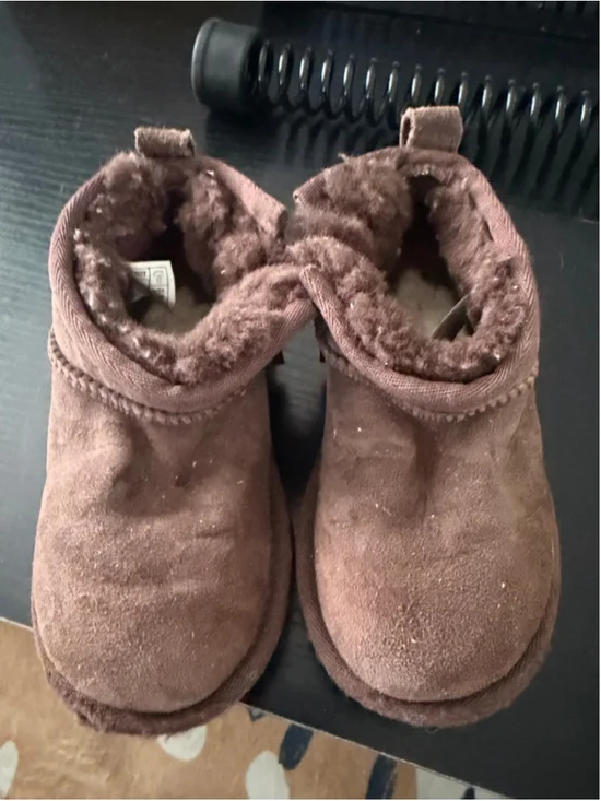 Baby UGG Brown Suede Slippers Size 8