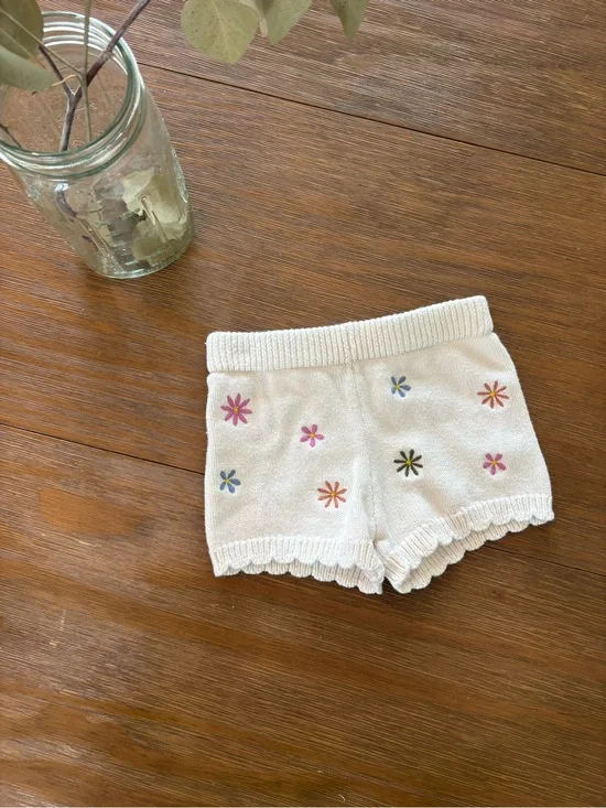 Old navy White Knit Floral-Embroidered Kids Shorts