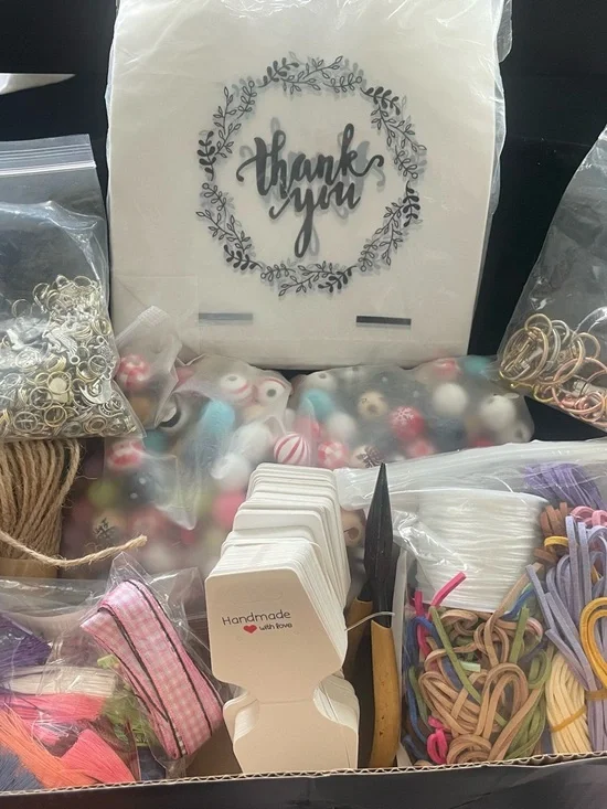 Thank You White Party Favor Bags with Handmade Tags - Assorted Colors