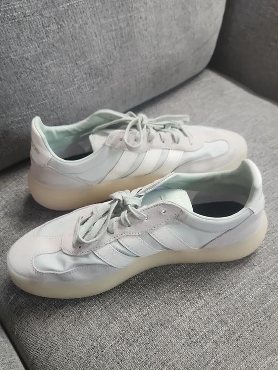 Adidas Women’s Barreda Linen Green And Cream Casual Sneakers Size 11