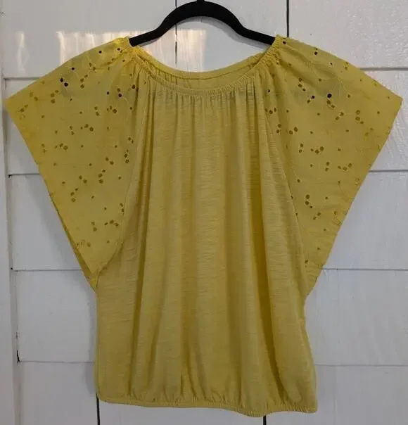 Old Navy Girls Size XL - 14 Flutter Sleeve Embroidered Eyelet Sleeves Top Yellow