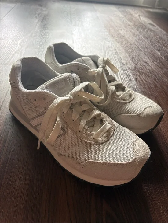 New Balance 515 Women’s Cream Mesh & Suede Sneakers