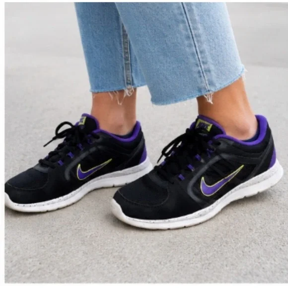 Women's Tennis Shoes Nike 8 1/2 8.5 Black LIME GREEN PURPLE  RUNNING Y2K