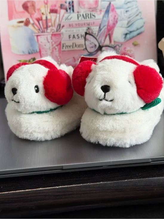 Wondershop White Kids Slippers Non-Slip Dotted Sole