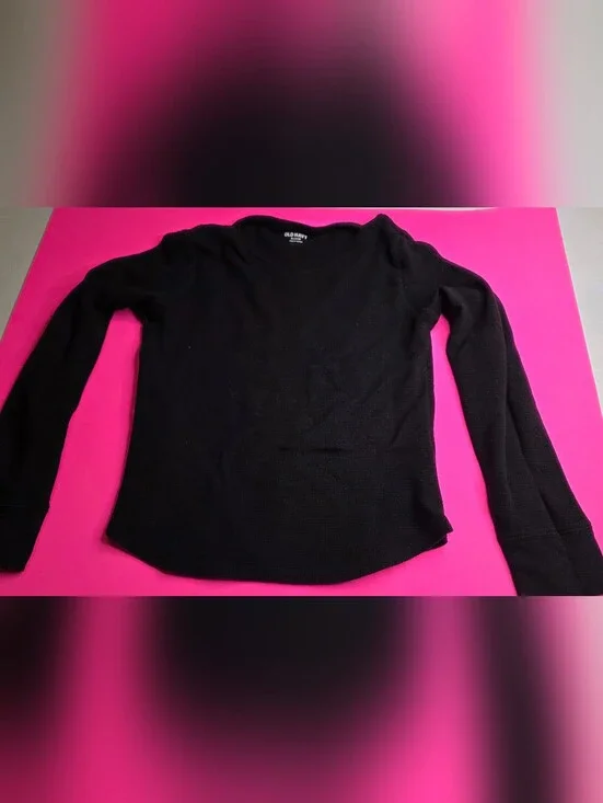 Old Navy Black Crewneck Sweater