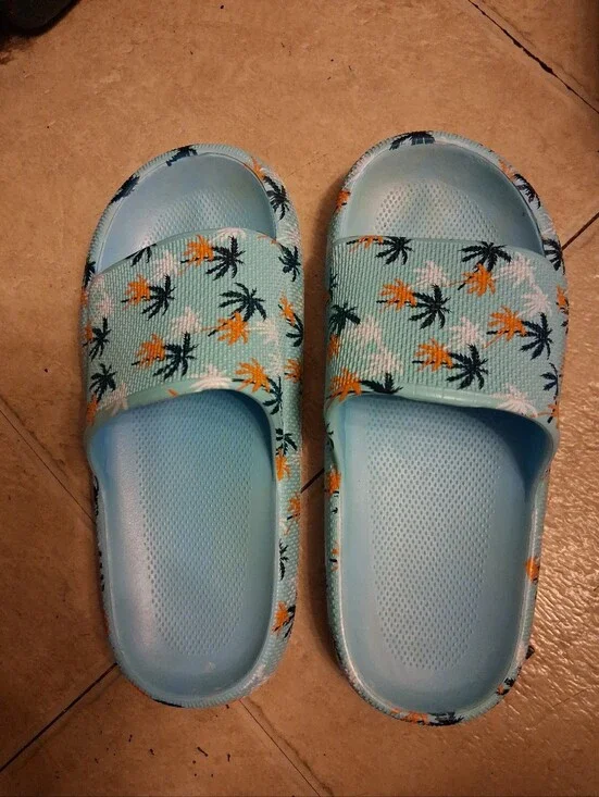 Kids Light Blue Tropical Palm Slide Sandals similar to Crocs EU Size 34, US 2