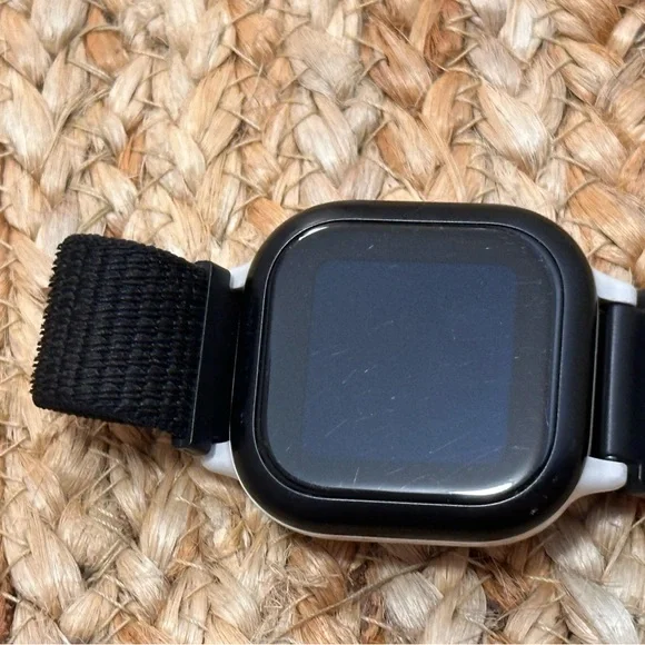 Verizon Gizmo watch 2 Kids Smartwatch with differend wrist Bands