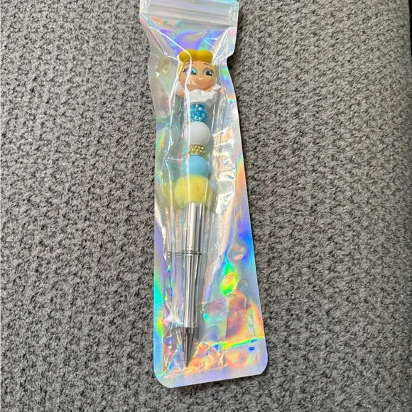 Custom Disney Elsa Blue and Yellow Party Pen with Decorative Character Top