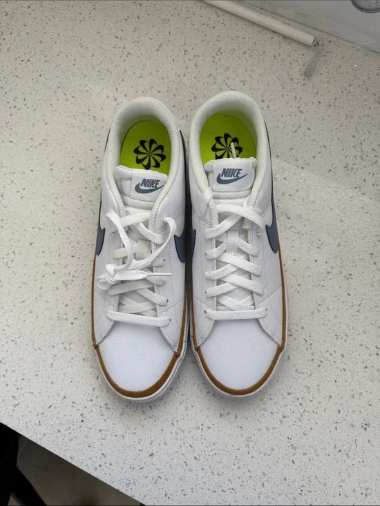 Nike Womens White Sneakers with Navy Swoosh and Tan Trim