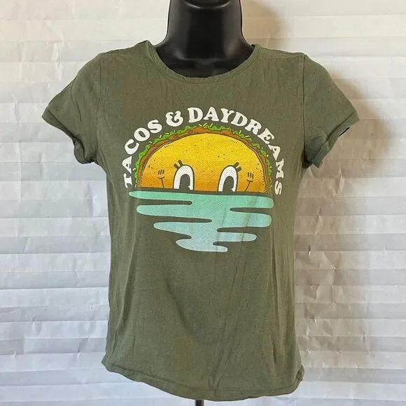 Old Navy Girls Olive T-Shirt with Tacos & Daydreams Graphic