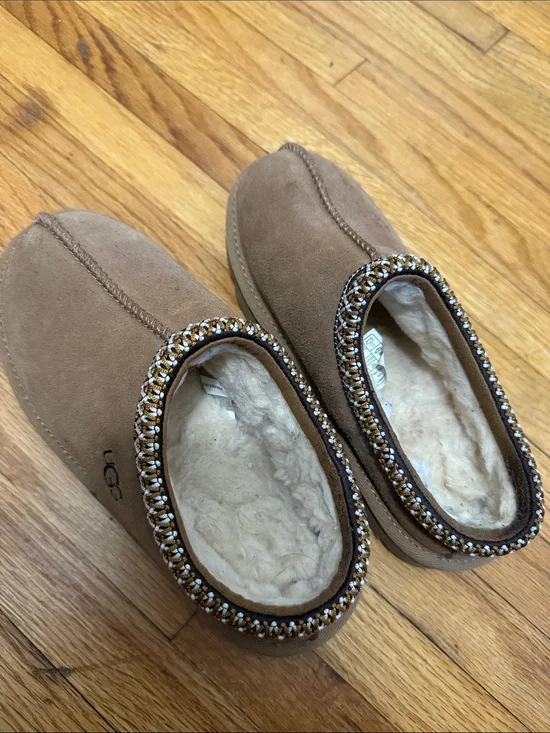 UGG Chestnut Suede Shearling Beaded Trim Women's Slippers