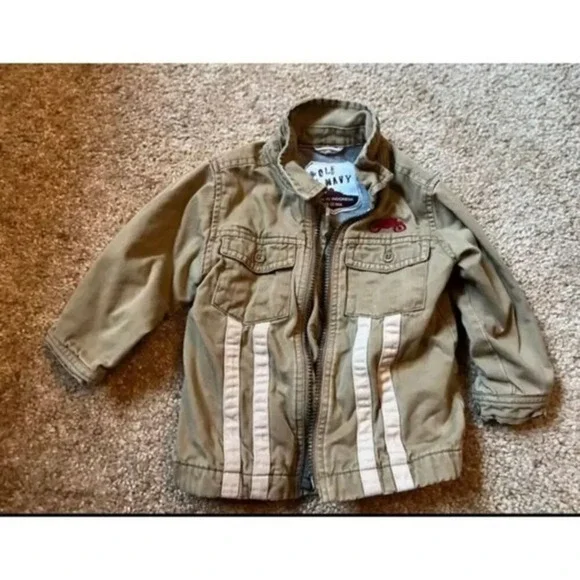 Old Navy Toddler‎ lightweight jacket 18-24 months
