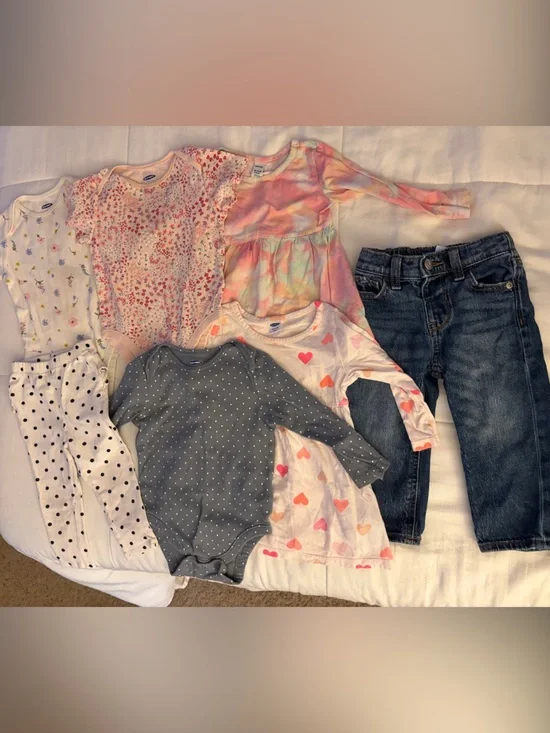 Old Navy Girls 7 Piece Long Sleeve Tee & Dress & Pants Size 18-24 Months