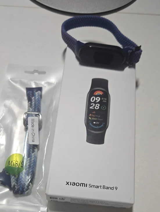 Xiaomi Smart Band 9 with 3 Straps