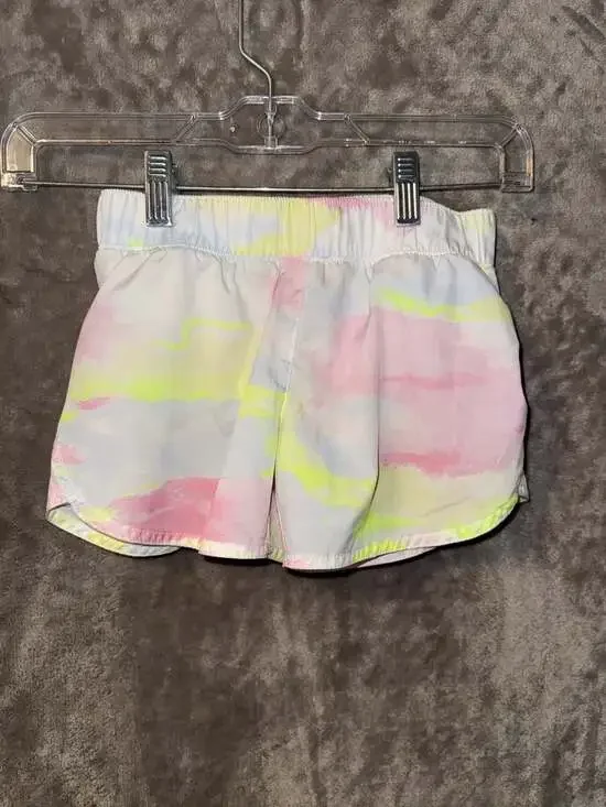 Old Navy Active Go-Dry Cool Dolphin-Hem Performance Shorts - Girls Size Medium 8