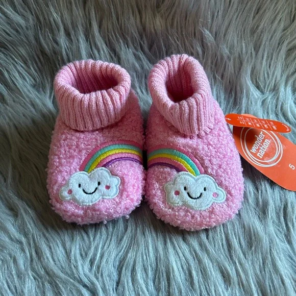 Wonder Nation Slippers Baby Girl Size 5 Pink Fuzzy Rainbow Shoes 12-18 Months