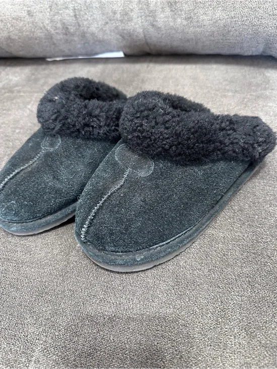 Bearpaw Genuine Shearling Slippers Kids Size 4 Black Suede Sheepskin