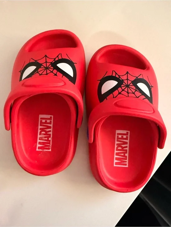 Marvel Red Spider-Man Slip-On Kids Clogs