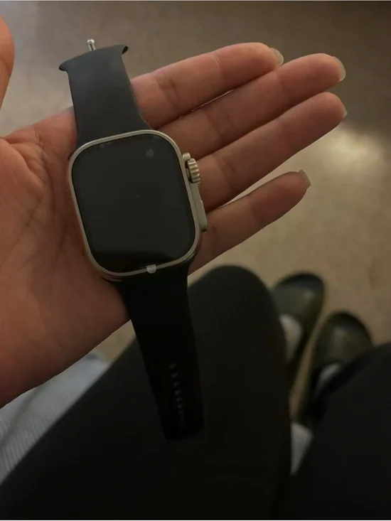Black Silicone Smartwatch Band with Matching Charging Case