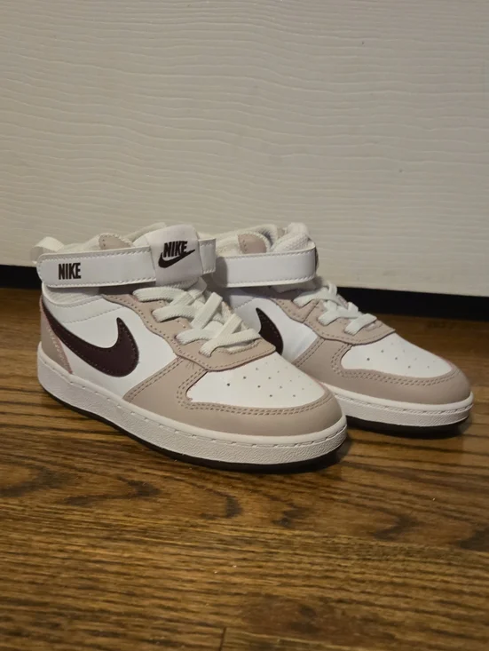 NWOT Nike Kids Mid-Top Sneakers in White, Taupe & Brown Swoosh