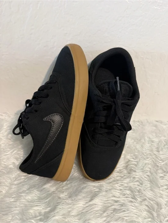 NIKE SKATEBOARDING CHECK CANVAS  905373-006 BLACK/BLACK-GUM LIGHT BROWN 4Y