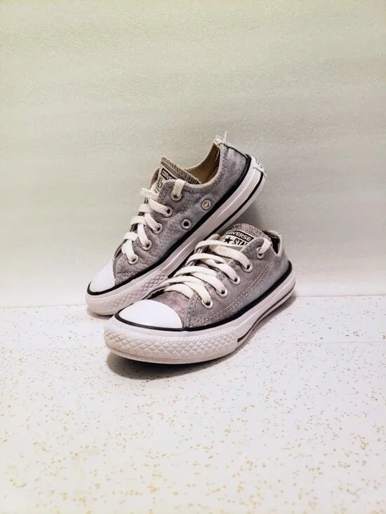 Converse Chuck Taylor All Star Distressed Grey Metallic Sneakers Kids Size 11