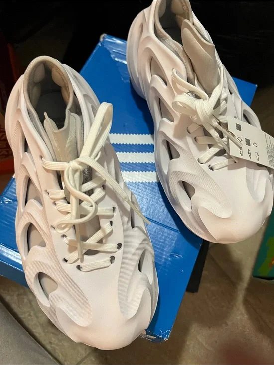 ADIFOM Qj — Nordstrom Blue Shoe Box with adidas Label