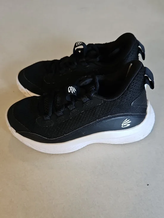 Under Armour Curry Basketball Shoes