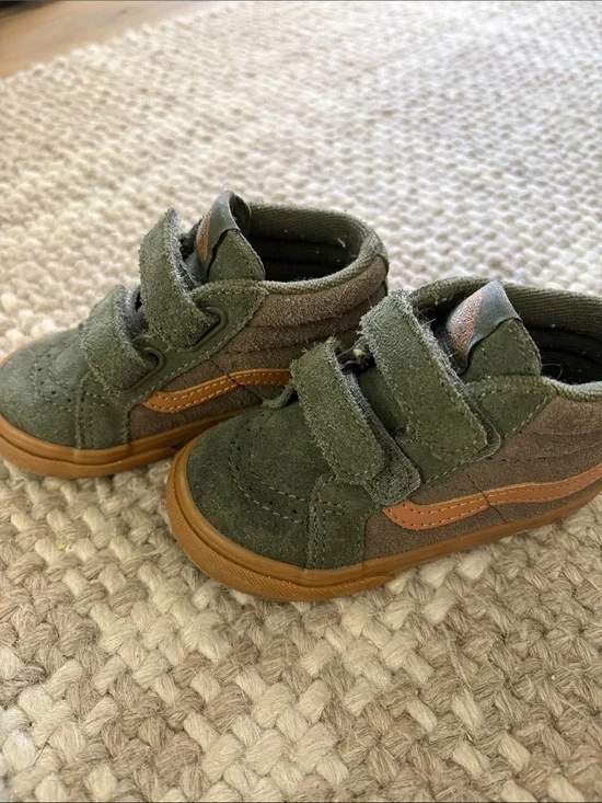 Vans Kids Olive Green Suede Sneakers with Brown Stripe