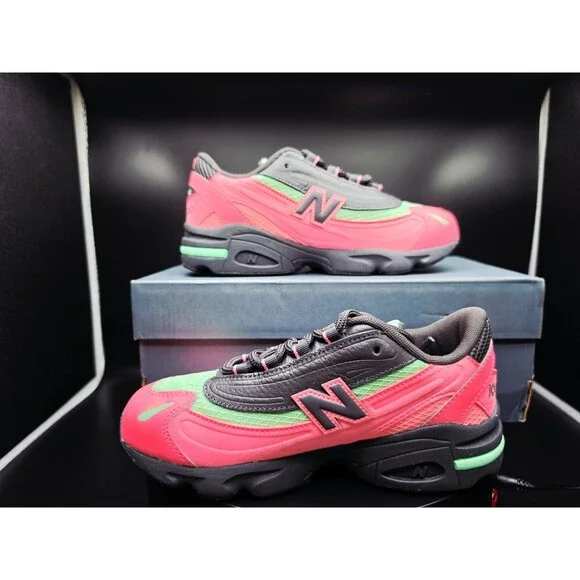 New Balance 1000 Unisex Kids  Low Top Lace-Up Pink/Black/Green US 4Y/5.5 Women