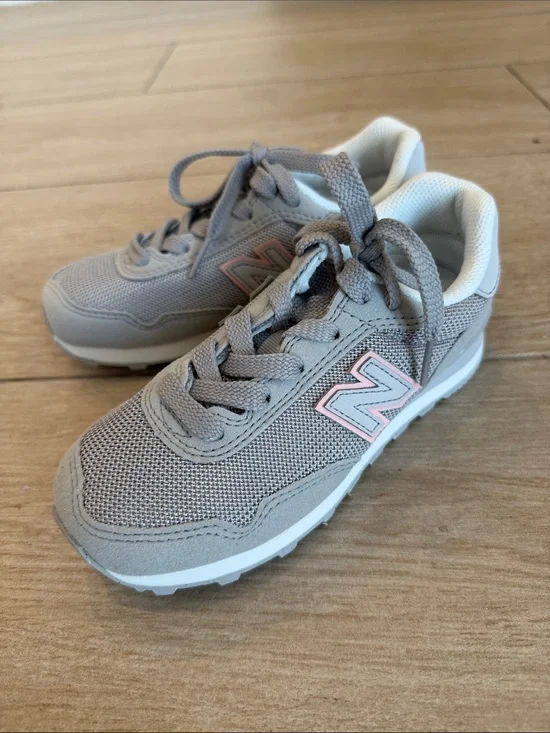 New Balance Kids Light Gray Lace-Up Mesh Sneakers
