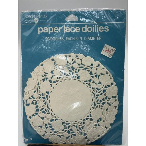 NOS Vintage Forget Me Not American Greetings Lace  Doilies 20 Piece 6 inch