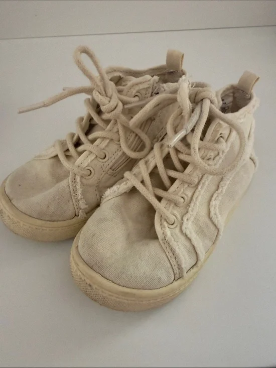 Zara Kids High-Top Sneakers in Cream