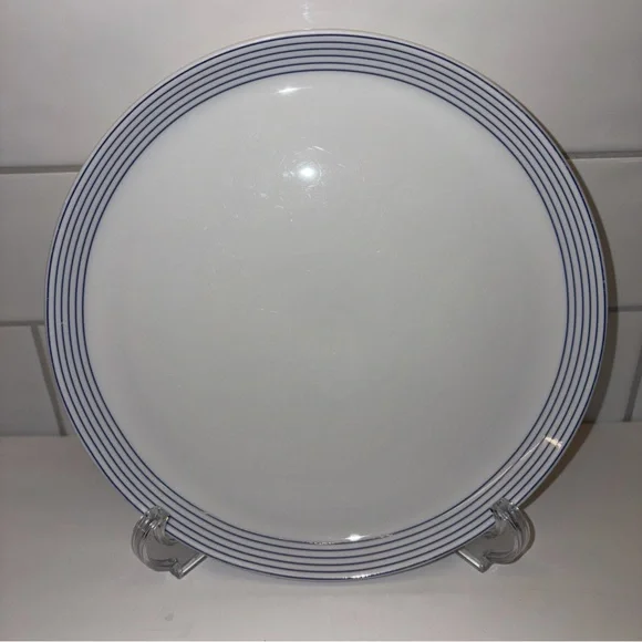 Crate and Barrel Blue & White Salad Dessert Plate Monno Bangladesh 8.5”