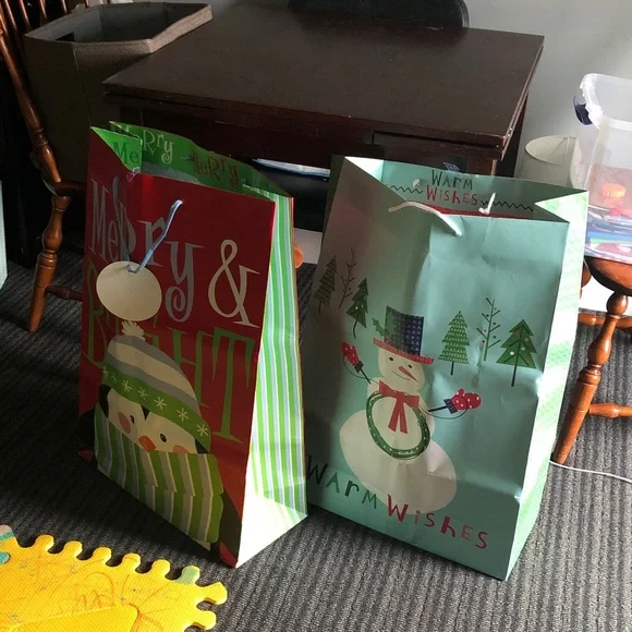 Huge Holiday Gift Bags Set