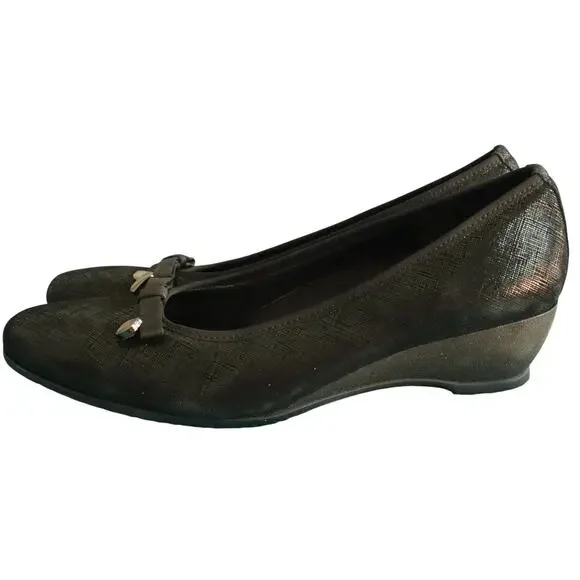 Munro Randa Black Leather Crosshatch Bow Wedge Pump Round Comfort Work 9.5