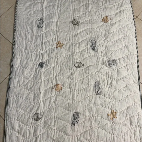 Crate and Barrel Nautical Themed White and Gray Quilt