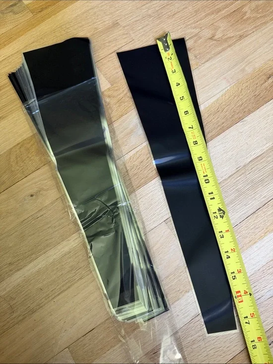 Set of 35 Single Rose Plastic Flower Cellophane Wrapping Black & Champagne🌹 🌺 🌼