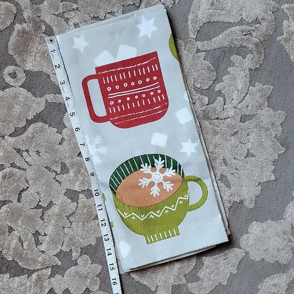 Crate And Barrel Festive Mug Design Kitchen Towel