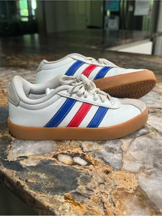 adidas Kids White Sneakers with Blue and Red Stripes and Gum Sole
