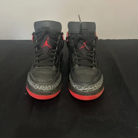 Jordan  Spizike