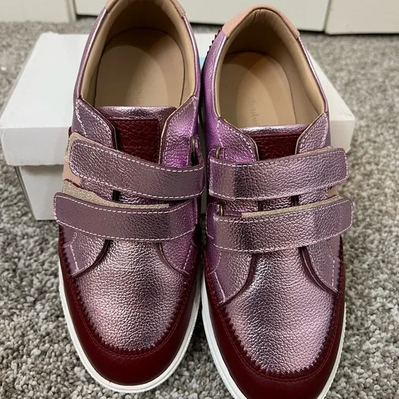 Elephantito Metallic Magenta Velcro Sneakers