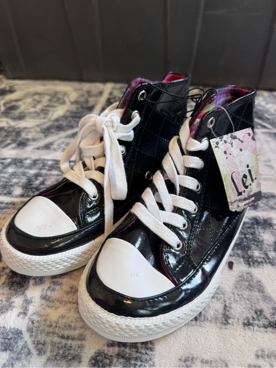 Lei Black Patent High-Top Kids Sneakers with White Accents