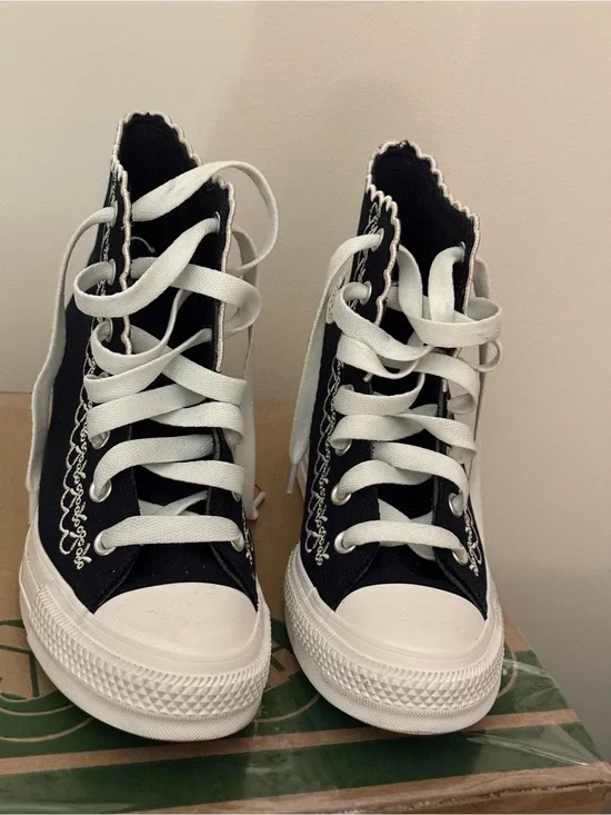 Black High-Top Canvas Sneakers with White Lace-Up and embroidery