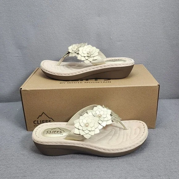 Cliffs by White Mountain Content Sandal Gold Floral Wedge Womens‎ 6M NEW